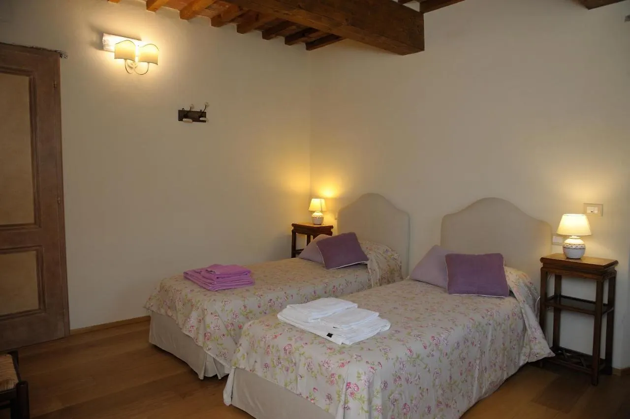 Dimora Delle Camelie Guest House Sant'Andrea di Compito 0*,  Italy